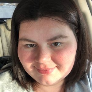 Meet your Posher, Whitney